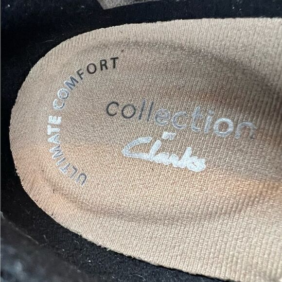 CLARKS Clarkwell Demi Ankle Boot Ultimate Comfort Collection in Black Suede 8.5 - Picture 11 of 12